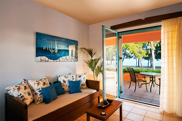 Makis in Beach Resort, Thermissia, Ermioni, Argolida