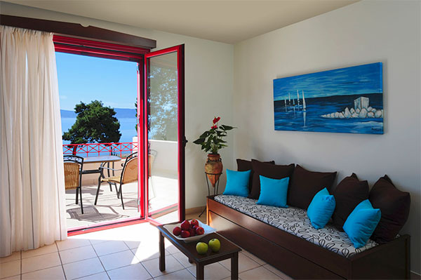 Makis in Beach Resort, Thermissia, Ermioni, Argolida